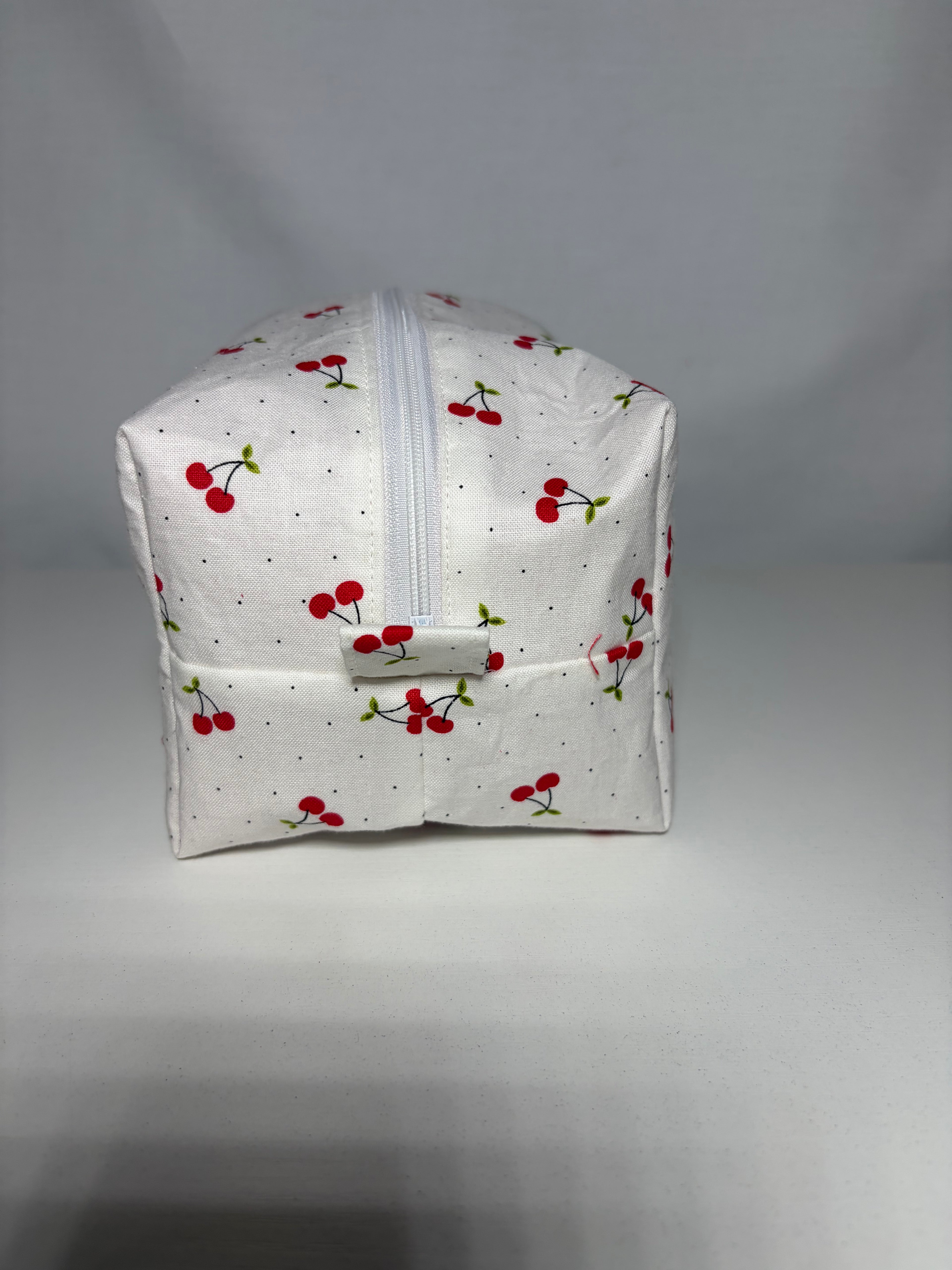 M White Cherries